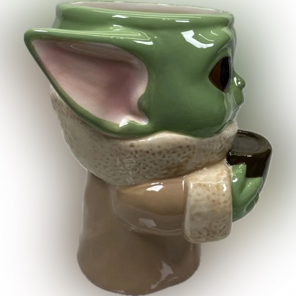 Star Wars Baby Yoda Grogu Coffee Cup - Picture 8 of 8